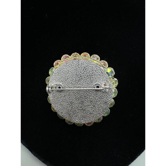 Vintage Aurora Borealis Crystal Brooch Pin - Picture 2 of 9